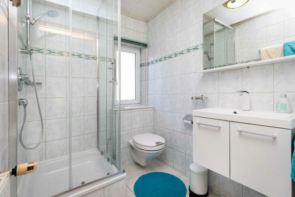 Dusche des Appartement 2a in Flachau Winkl