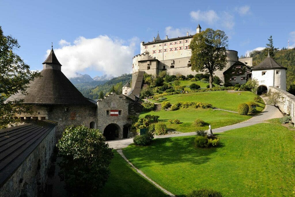 Burg Hohenwerfen - Attraktion Im Salzburger Land